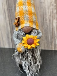Image 5 of Harris Tweed Wee check Bee Gnome