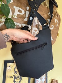 Image 4 of Fluffy Leo Holsterbag 