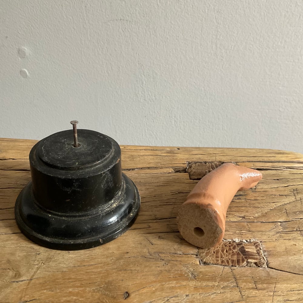 Image of Waving Hand no.2