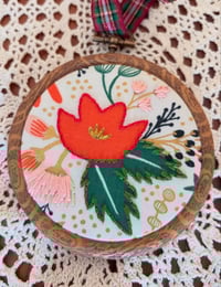 Image 1 of 3.5" Light floral ornament 