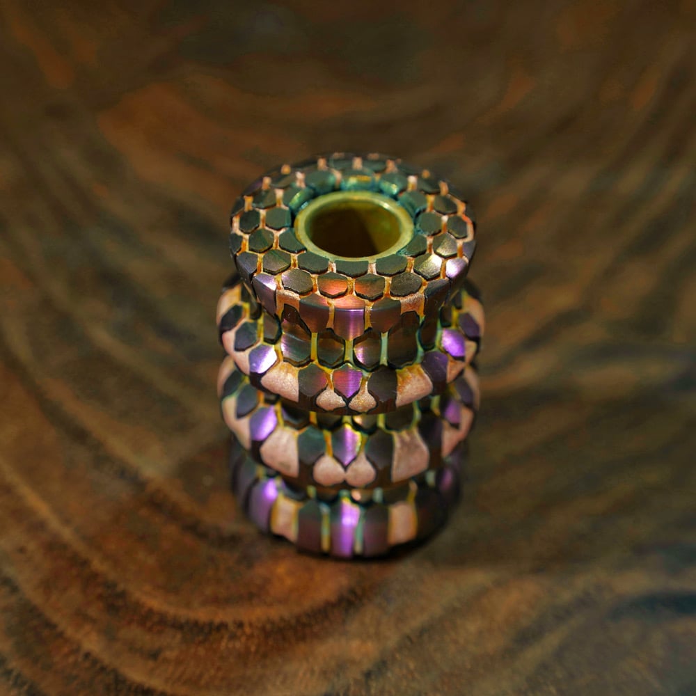 Portal Anchor: Skeletor EDC bead