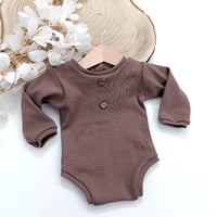 Image 6 of Photoshooting newborn boys bodysuit Robbie| brown