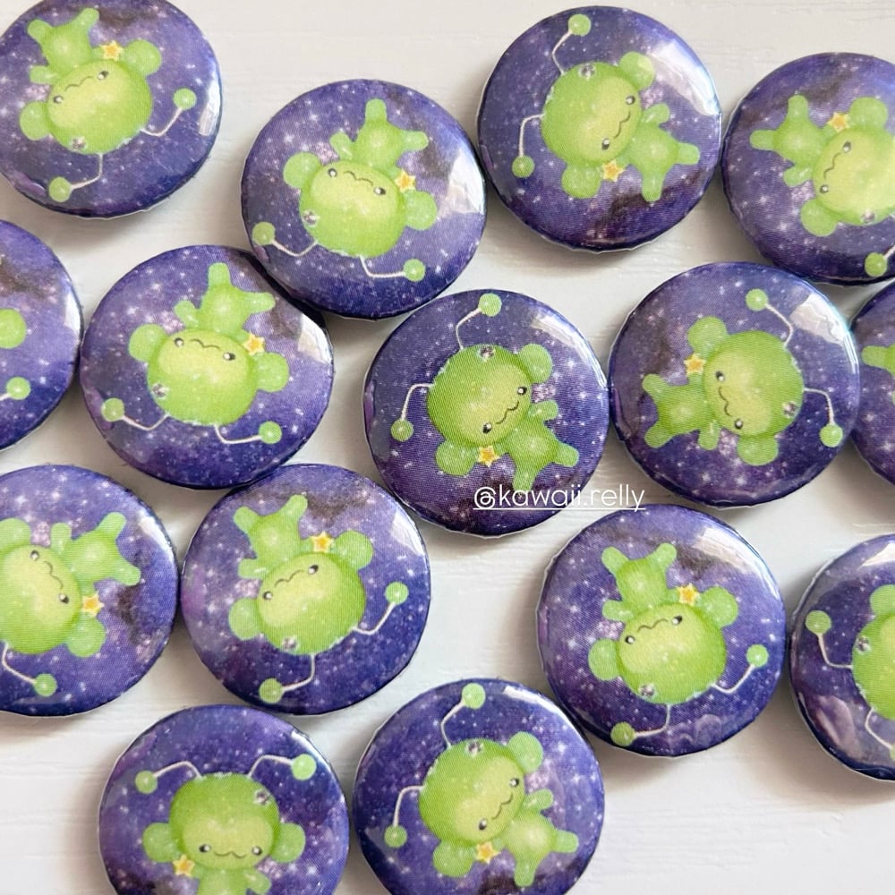 Image of Glorpy Momo - button pin