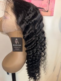 Image 2 of 26 inch deep wave wig 