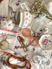 Image 1 of Box de Brocante « Rosée du matin »