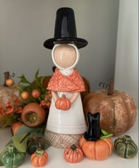 Image 1 of Menyw Gymreig Canolig gyda Phwmpen - Medium Welsh Lady with Pumpkin