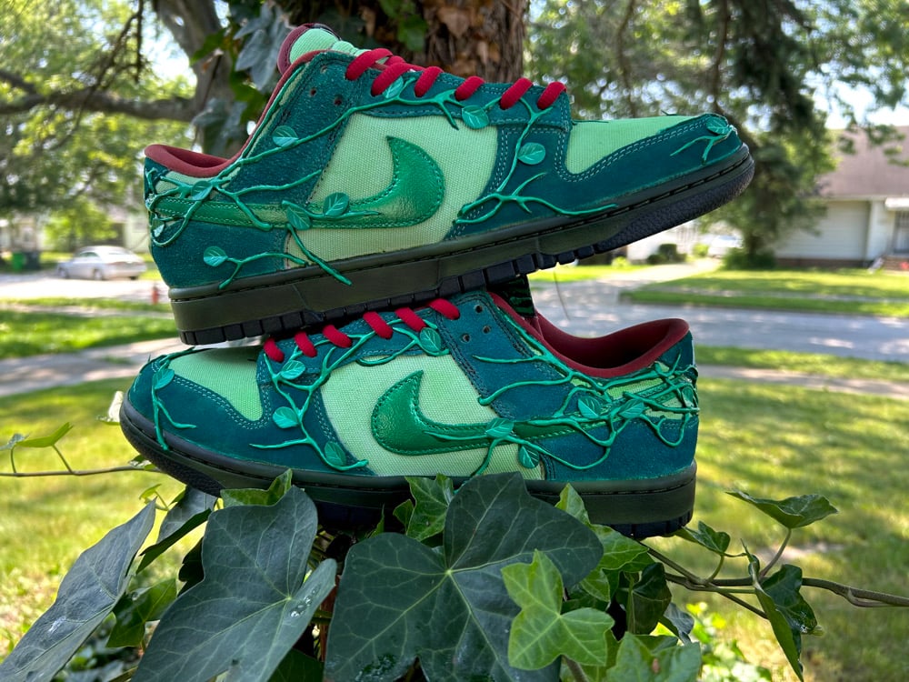 Image of “Poison” low
