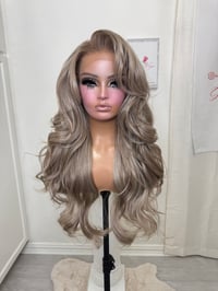 Image 3 of Angela free part luxury (ready to ship) 