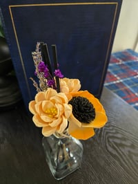 Image 3 of Sunset Poppy and Stars Floral Reed Diffuser