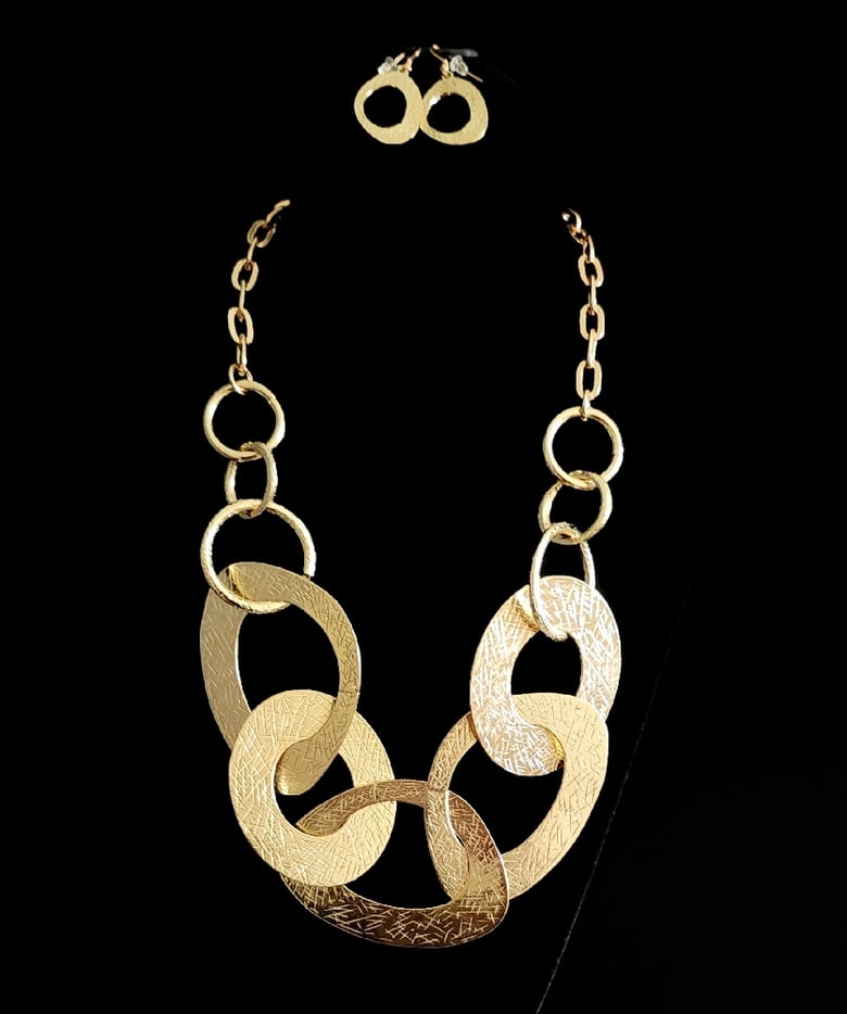 Image of Gold Abstract Necklace Set 