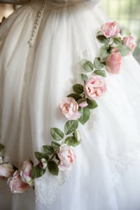 Image 11 of 1950s Floral Dream