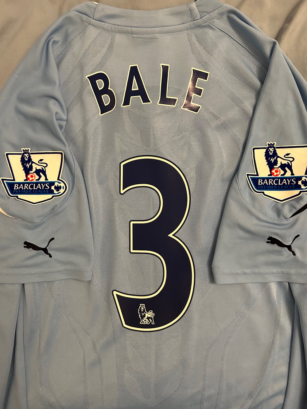 Image of Tottenham Hotspur “BALE 3” 2010/11 Away Shirt + PL patches (XL) 