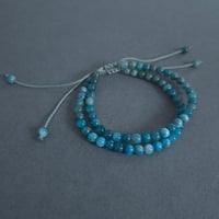 Image 2 of Bracelet ajustable apatite bleue sur cordon