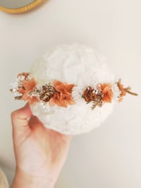Image 1 of Couronne de fleurs terra cotta