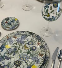 Image 4 of Copa de vino pintada a mano (73 cl) - Colección Mercedes