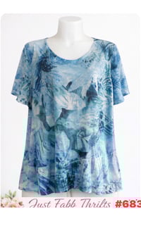 Image 2 of New XXL Bedazzeled Flare Sleeve Top #683*8