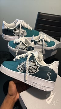 Image 1 of Philadelphia Eagles 🦅