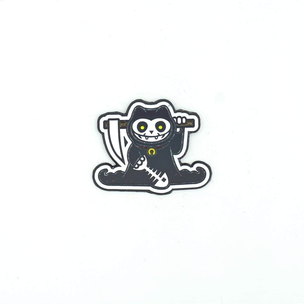 Shi Neko Enamel Pin