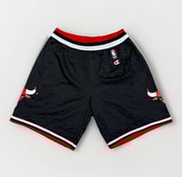 Image 1 of VTG 90s Chicago Bulls Champion Shorts Sz L