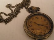 Image of Clock pendant style 2.