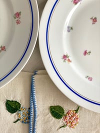 Image 4 of Les jolies assiettes fleurettes lot de 6 [au lieu de 29€]