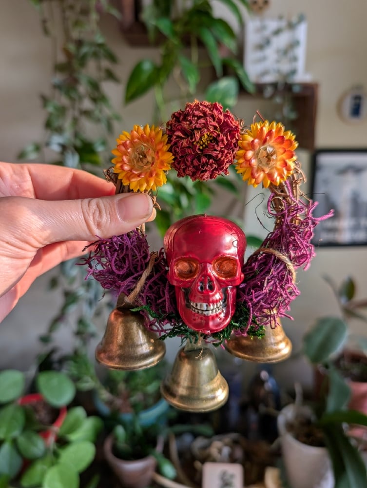 Image of Mini Grief Wreath (red skull)