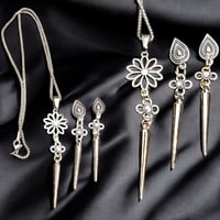 spike necklace and earring set