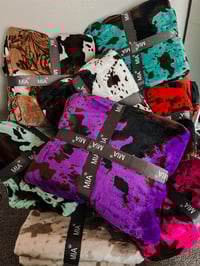 COLORFUL Cowprint Throw Blankets