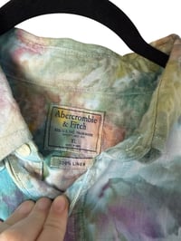 Image 7 of ♻️ UPCYCLED XL Men's Abercrombie 100% Linen Shirt in Soft Watercolor Ice Dye