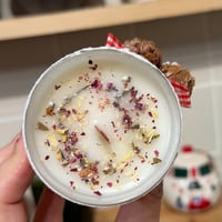 Image 2 of peppermint vanilla scented candle