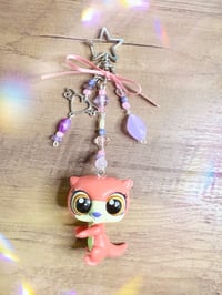 Image 2 of Handmade LPS Pink Purple Y2K Sea Otter Keychain: Beaded Charm
