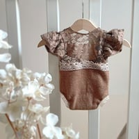 Image 1 of Photoshoot newborn romper - Felice - cocoa