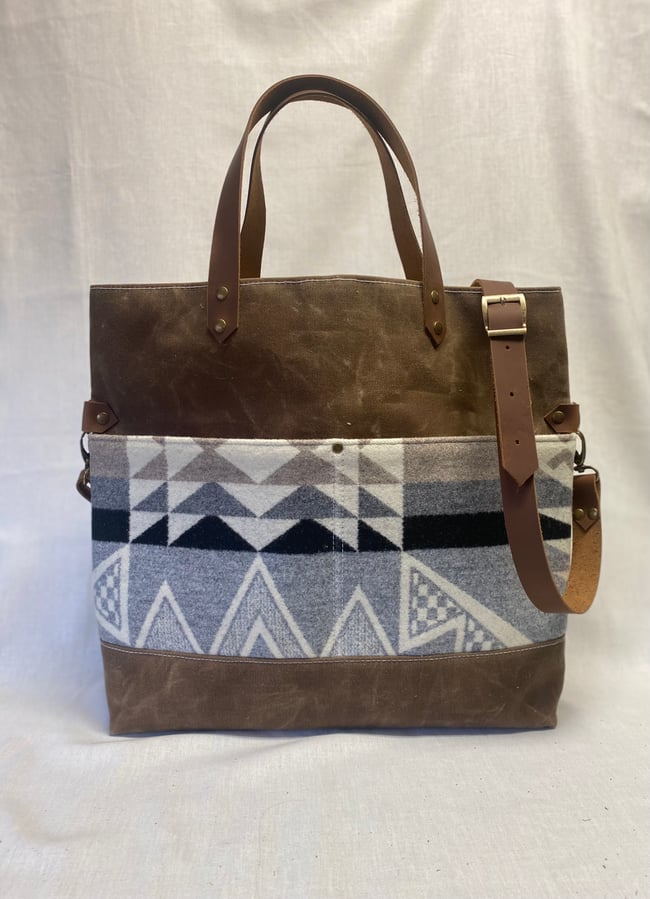 Woods Rose Tote - featuring Pendleton® Wool