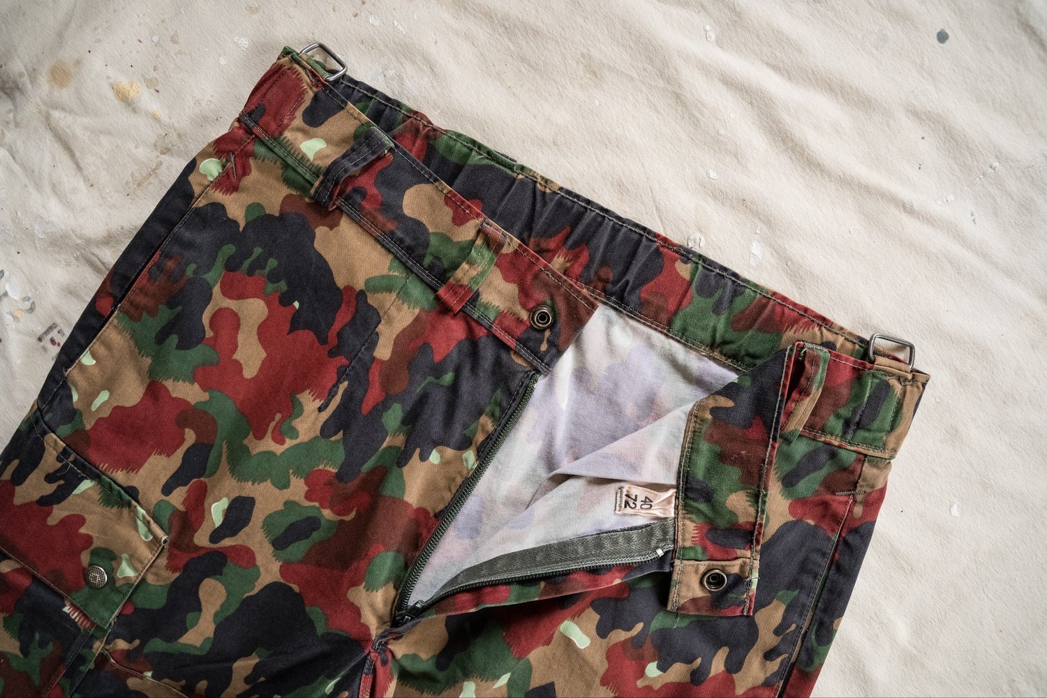 Image of Aylin Camo pant