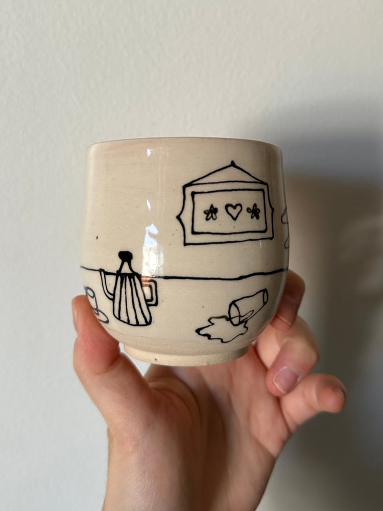 Image of Girl at Home Ash Cup