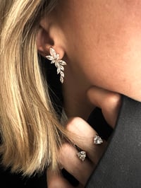 Image 2 of Boucles d'oreille MAJESTUEUSE