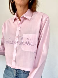 Image 2 of Chemise crop "l'aube d'été"