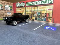 Image 2 of OREILY’S STORE FRONT