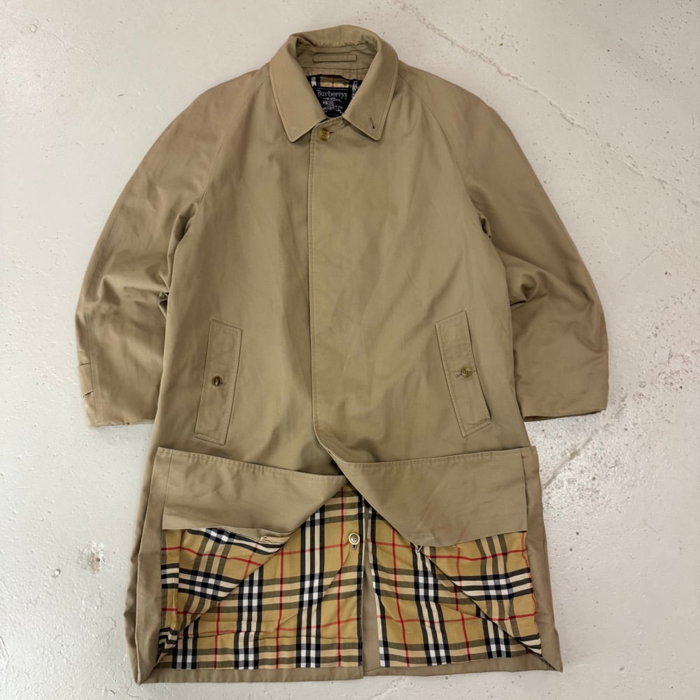 Image of 1990s Burberry Trench Coat, Size Large