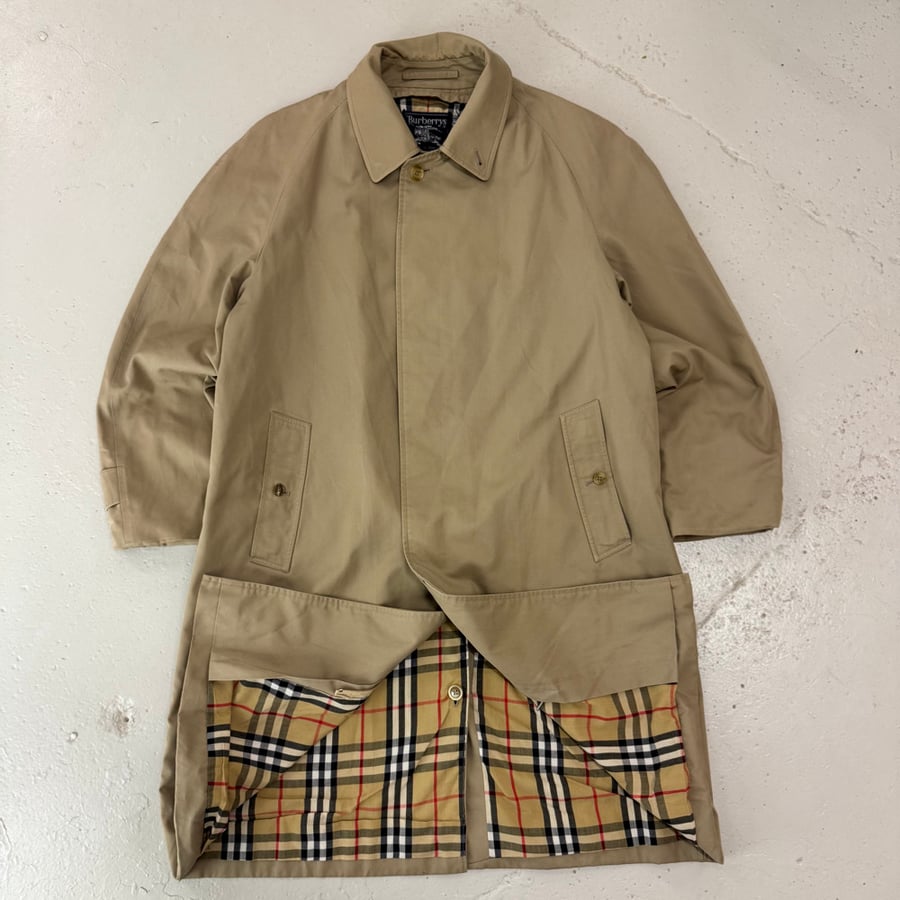 Image of 1990s Burberry Trench Coat, Size Large