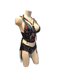 Image 2 of Red and black spike set.