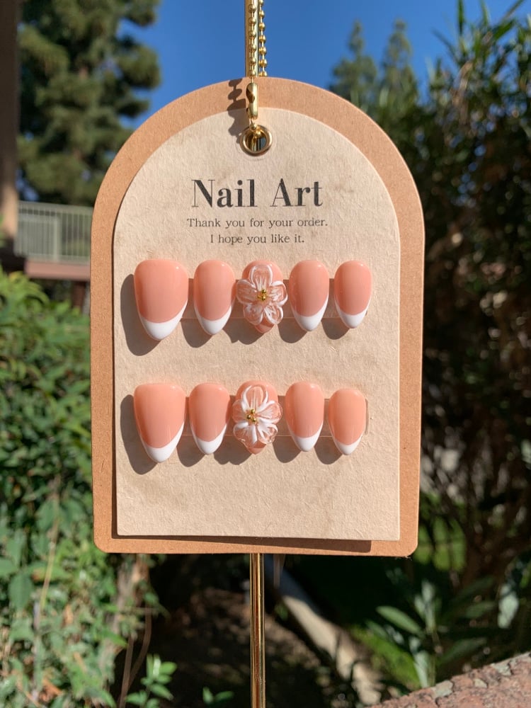 Image of Flower Nails