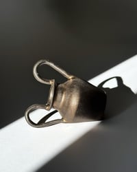 Image 3 of Amphora IV