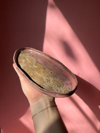 Image 1 of Oval tray with vintage lace 