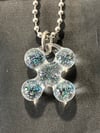 mini crushed opal clover 