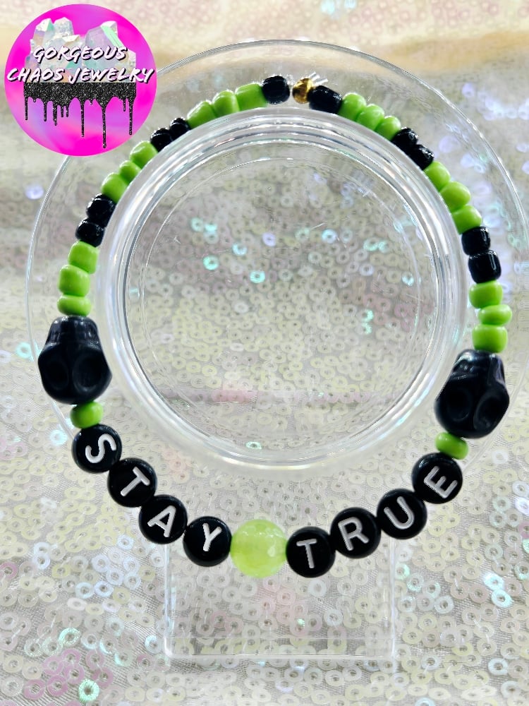 Image of Stay True Green