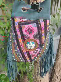 Image 4 of Evie bag - grey blue pink 