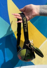 Image 4 of BAYOU BEAT with pourse