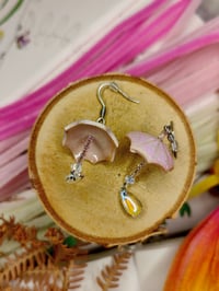 Image 2 of Kolczyki różowo-kremowe parasolki