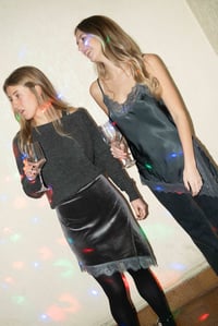 Image 6 of Midnight Velvet Dress Terciopelo 3 Colores